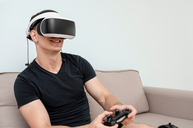 how much does a VR headset cost with a controller